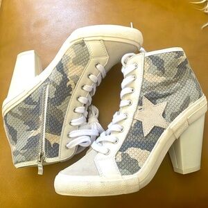 Vintage Havana Sneakers